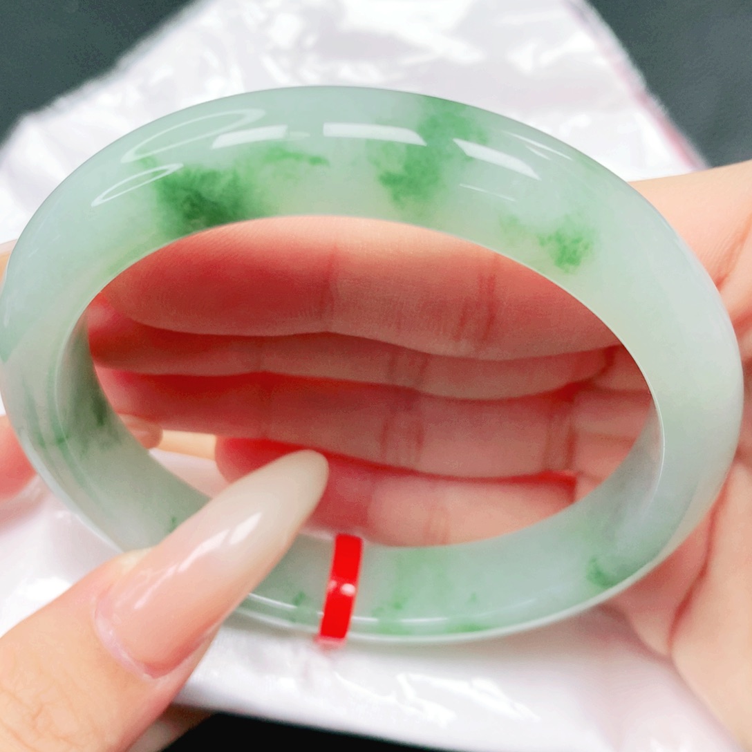 翡翠未镶嵌手镯61