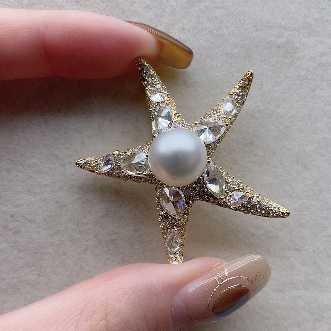 胸针24未镶嵌海水珍珠