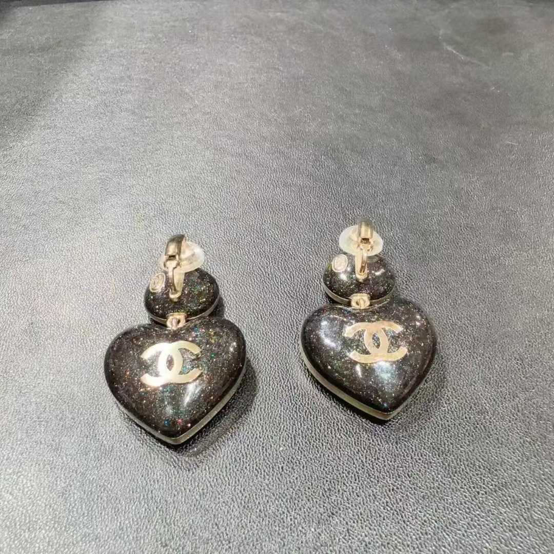 99新 Chanel/香奈儿 87-23P 金色水钻 耳夹