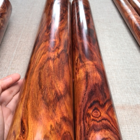 鄂****海南黄花梨两个棒