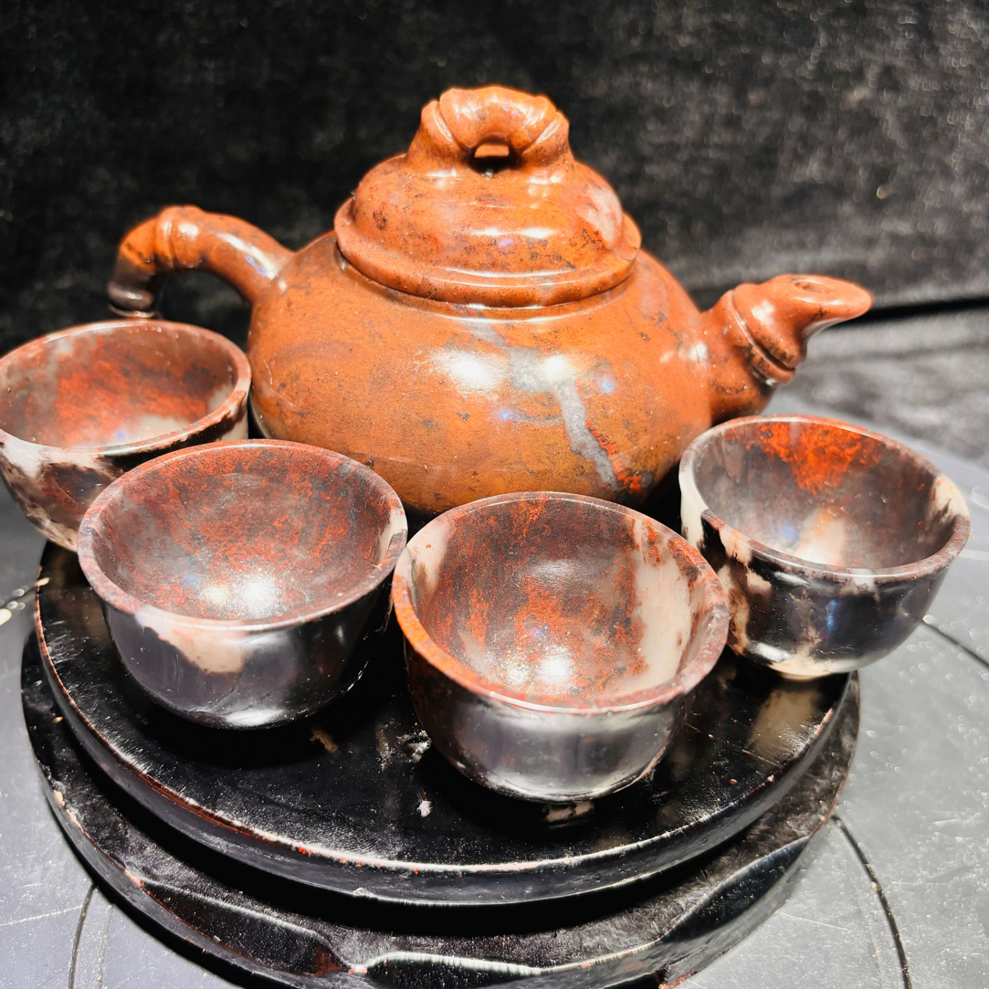 桂林鸡血玉精美原石居家摆件