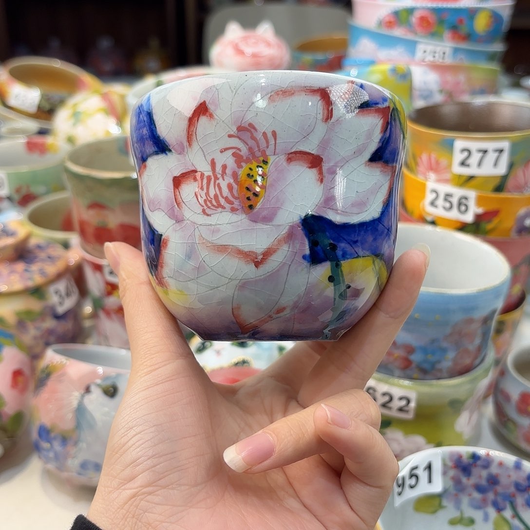 瓷片兔兔好可爱啊