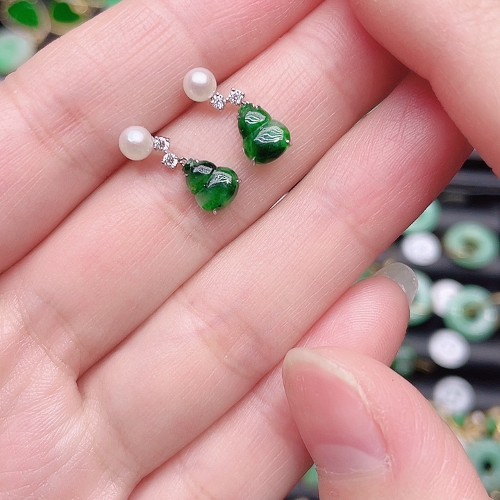 翡翠耳饰18K金镶嵌天然翡翠