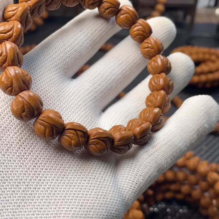 细***了桃木秦岭野生龙纹桃核