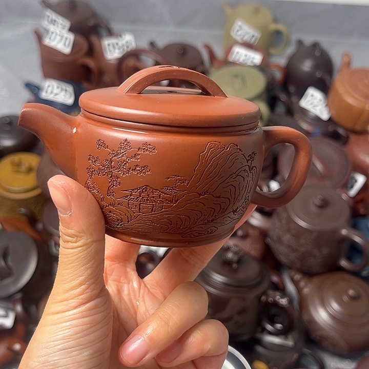 紫砂茶壶紫砂微瑕龙血沙130c