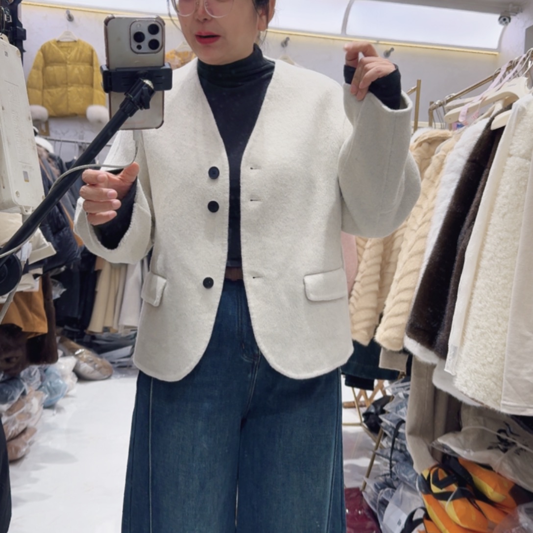 三醋酯纤维毛毛在咱们