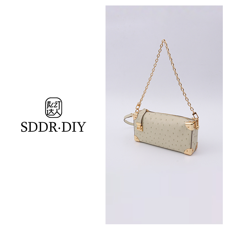 私订达人鳄鱼世家2025新款女士真皮休闲百搭时尚鸵鸟皮斜挎包