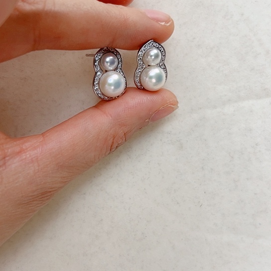 淡水珍珠耳饰未镶嵌