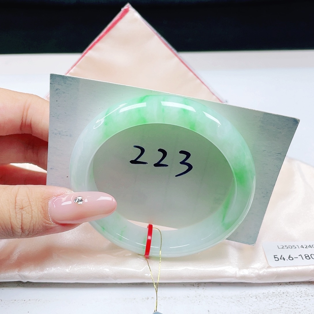 翡翠未镶嵌手镯 正圈54+