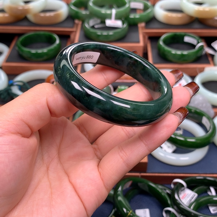 和田玉（碧玉）手镯未镶嵌星*