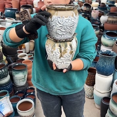 口15 高20瑕疵盆子。