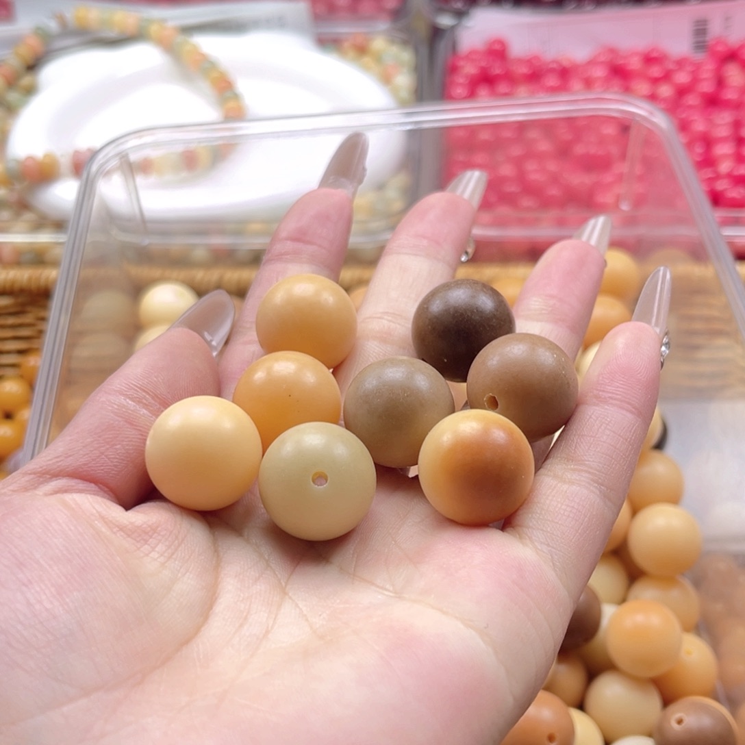 白玉菩提吊坠z19mm20颗。福利不售后