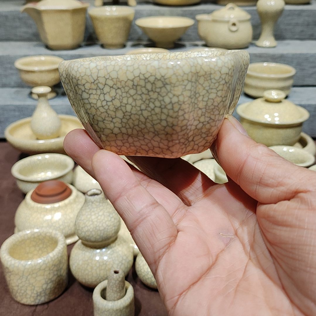 你***吗龚东华老师梅花墨纹作品