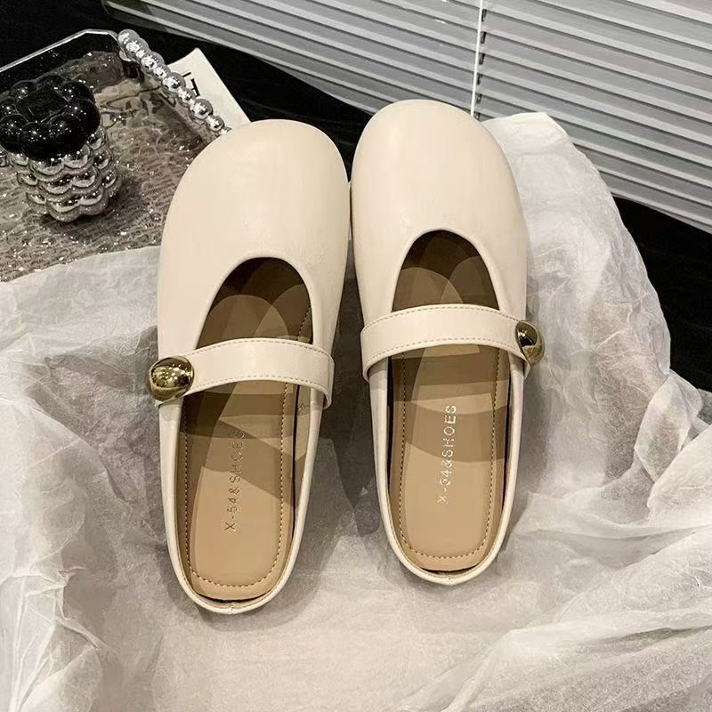 时尚女鞋 拍错不发货，按编码备注，偶有瑕疵介意勿拍