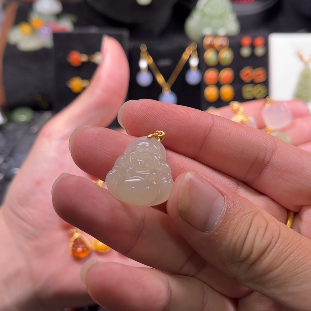 颈饰银S925镶嵌和田玉