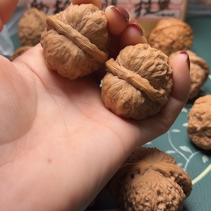 天***8文玩核桃把件37蛤蟆头