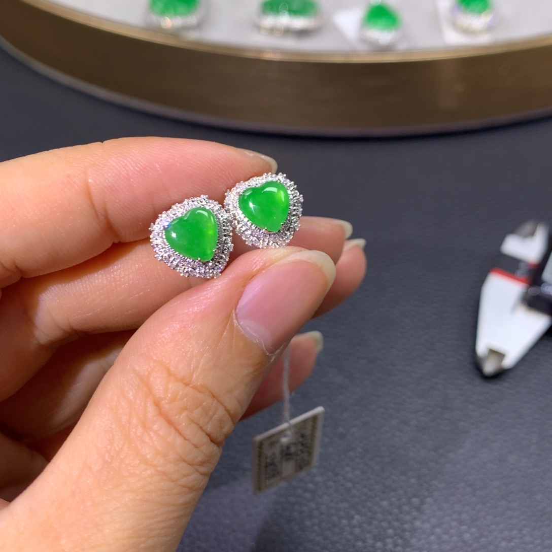 翡翠耳饰18K金镶嵌翡翠