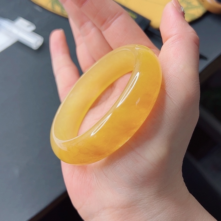 石英质玉手镯未镶嵌113-56.3