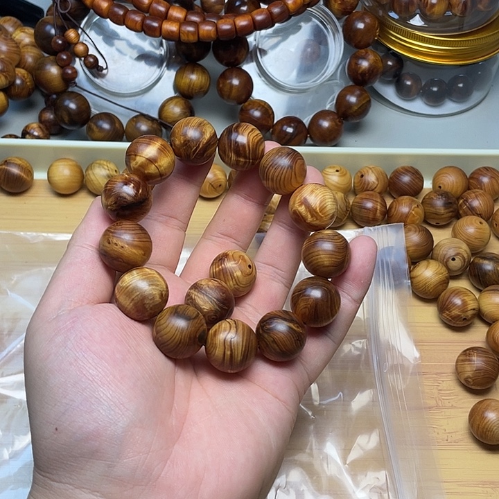 柏木（崖柏）太行崖柏1.8黑金闪瑕疵