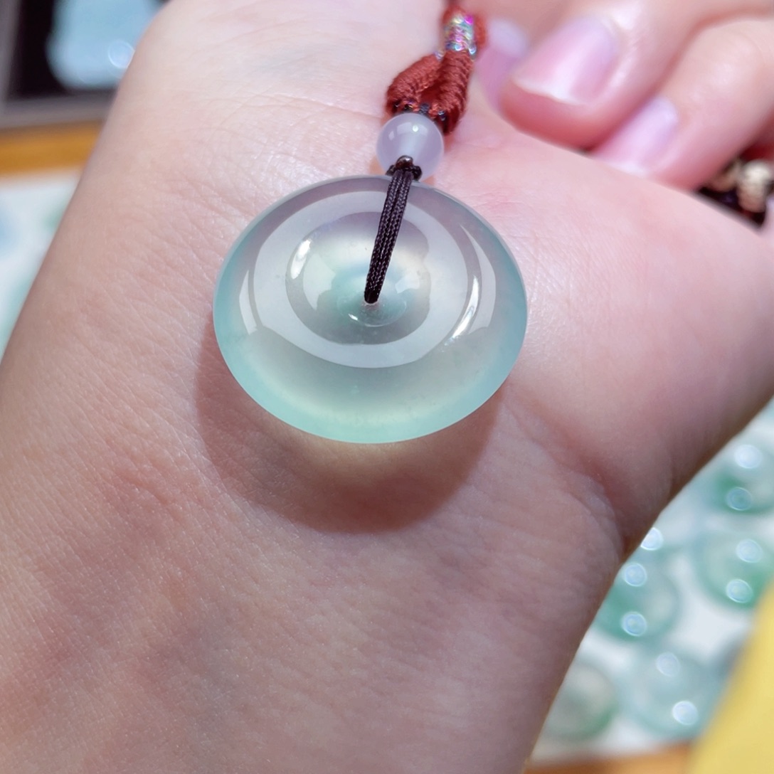 颈饰未镶嵌翡翠扣子