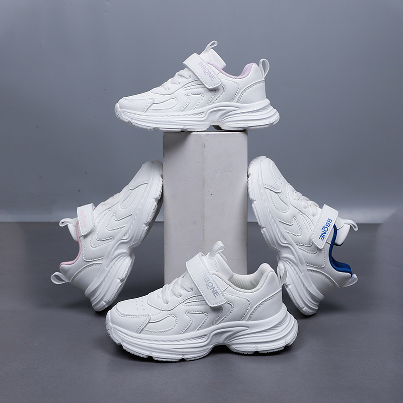 爸爸总动员儿童皮面运动鞋2025秋季新款软底百搭跑步鞋防滑休闲鞋