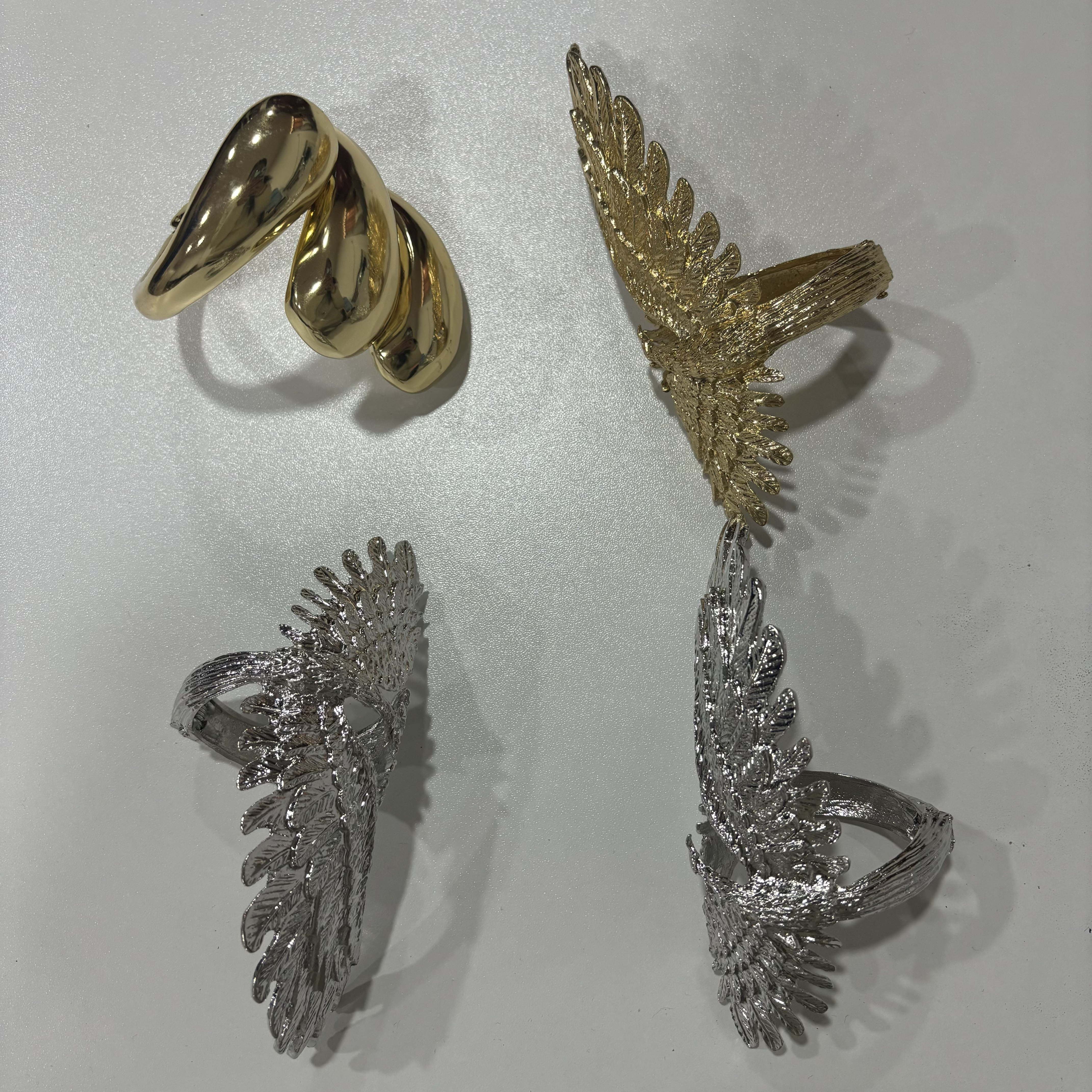 【燃星力 ICTP 俏姐姐】金银色重工手环随机