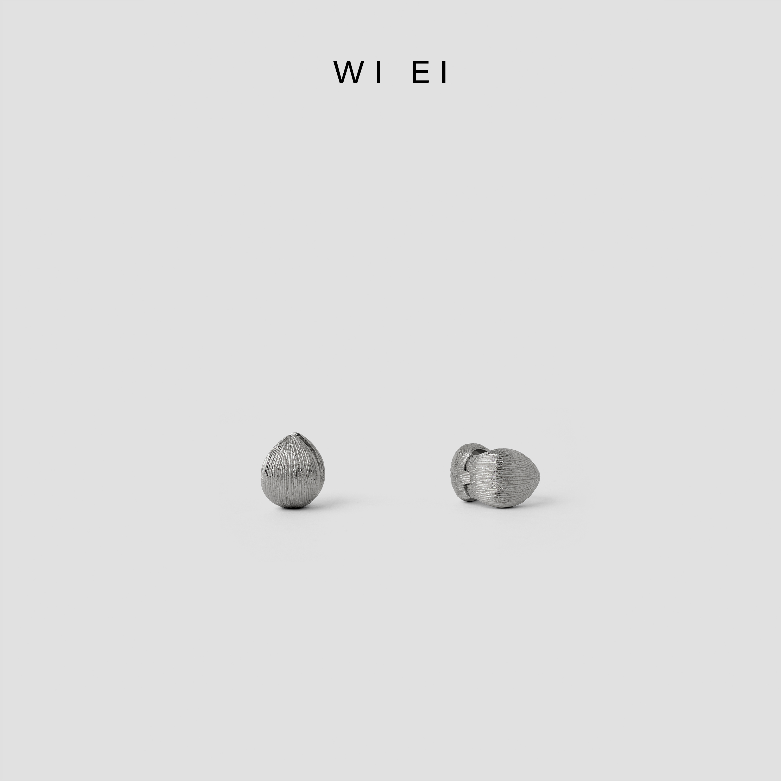 《WI EI》经典简约冷淡风纯银树皮纹拉丝耳环W25211015