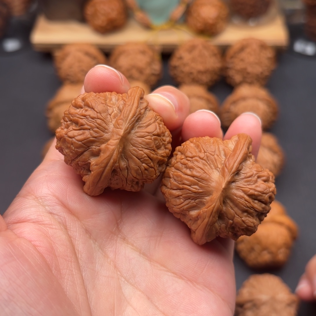 吊坠文玩核桃血麒麟40