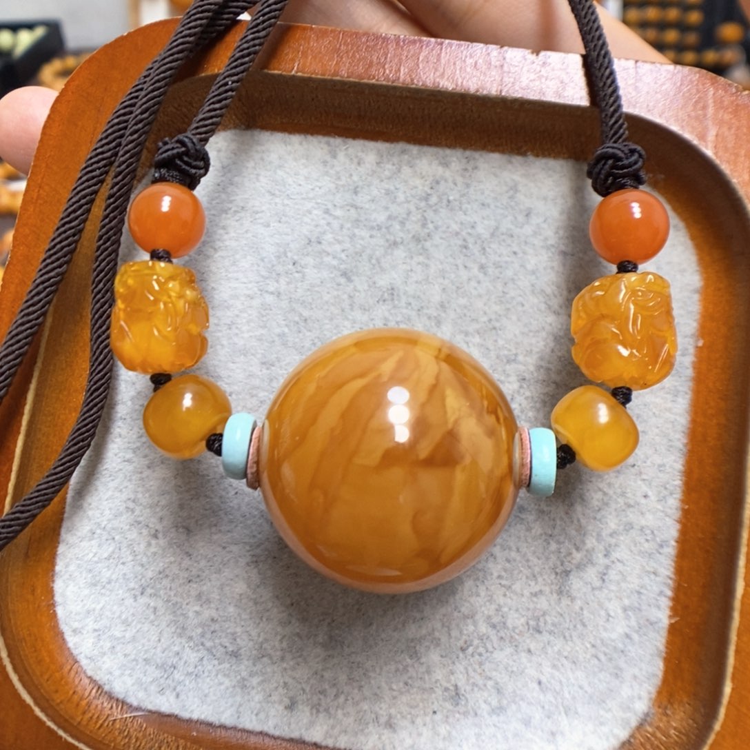 蜜蜡颈饰未镶嵌蜜蜡