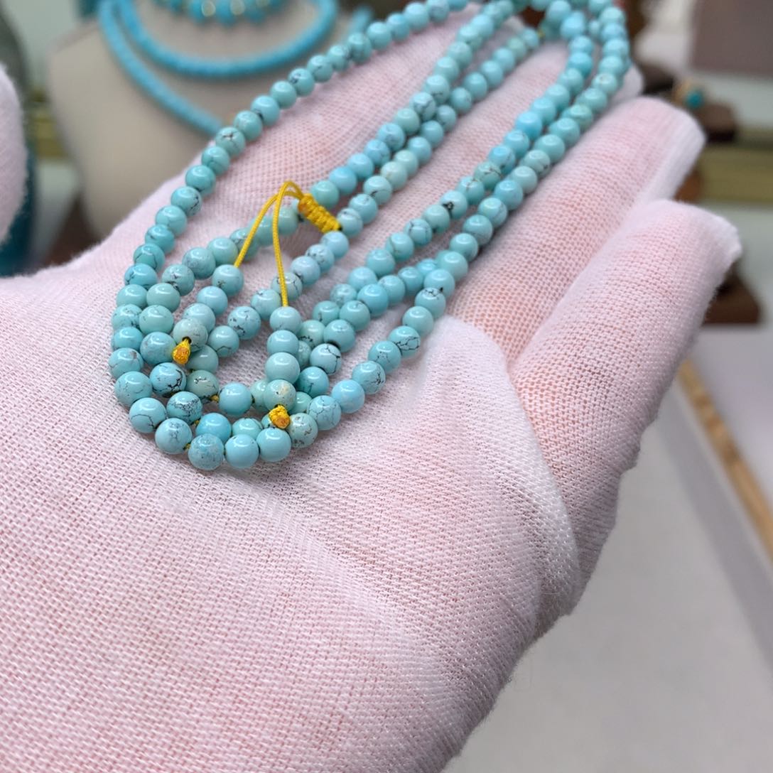 绿松石配饰未镶嵌