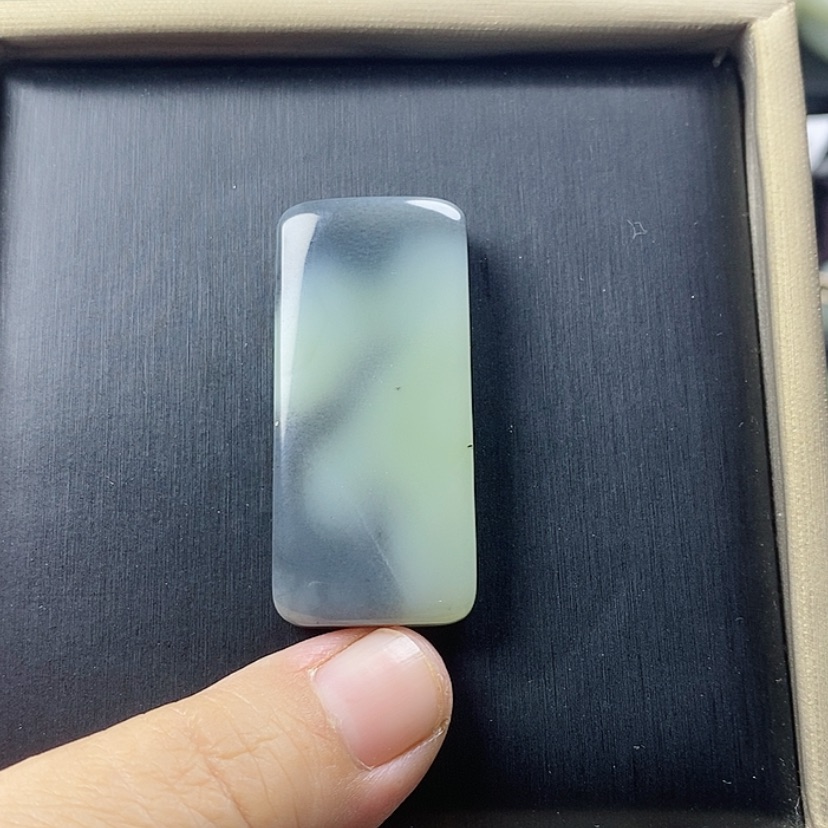 【闪购商品】颈饰未镶嵌和田玉