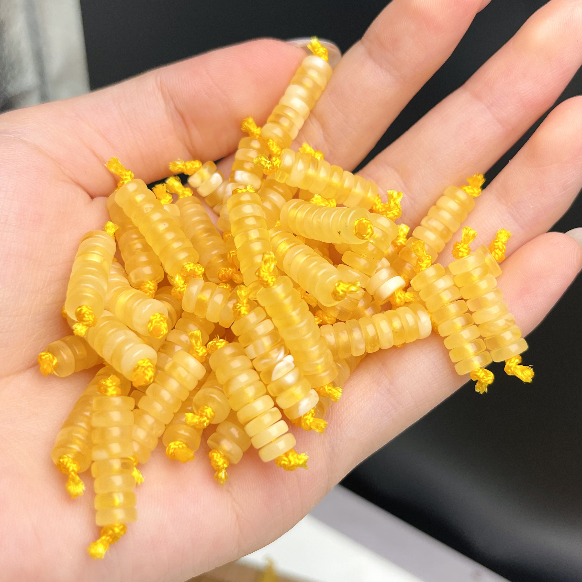 琥珀蜜蜡隔片两组（多样性发货）