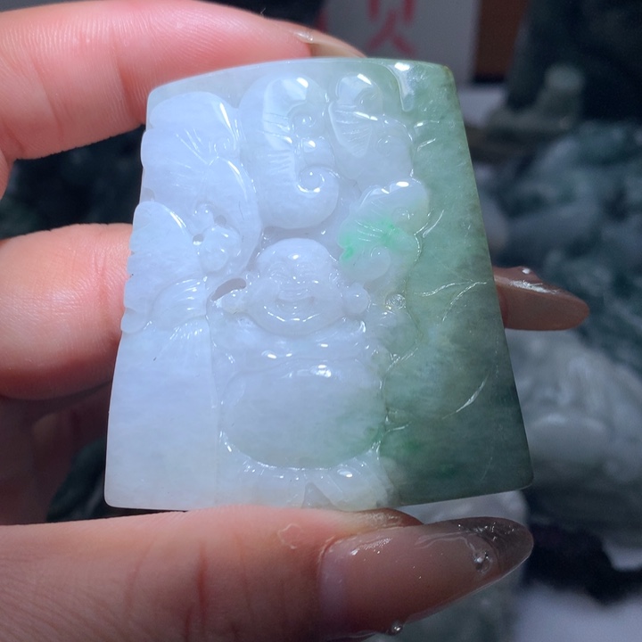 翡翠未镶嵌颈饰保真天然A货翡翠