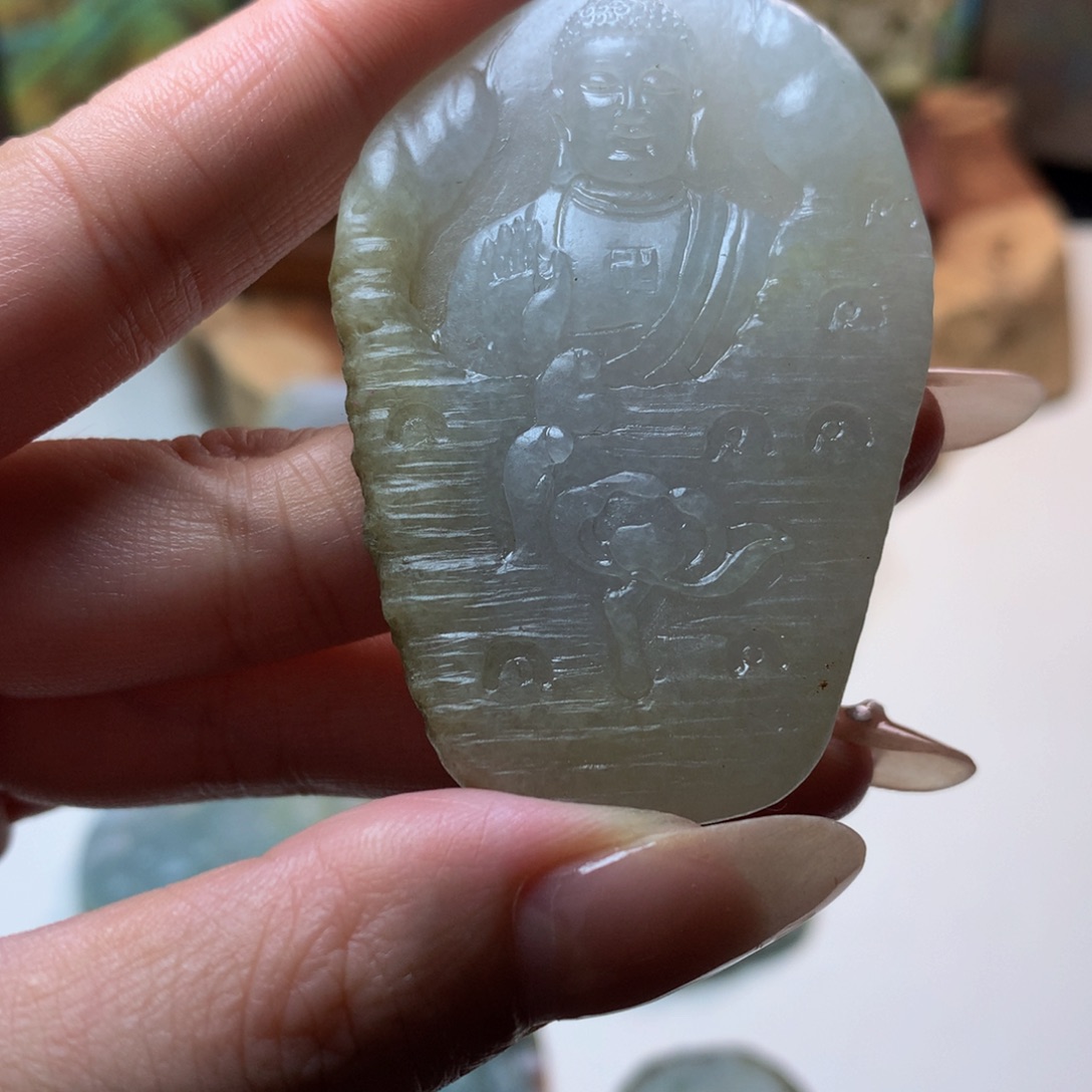 鹏***…定制翡翠未镶嵌翡翠