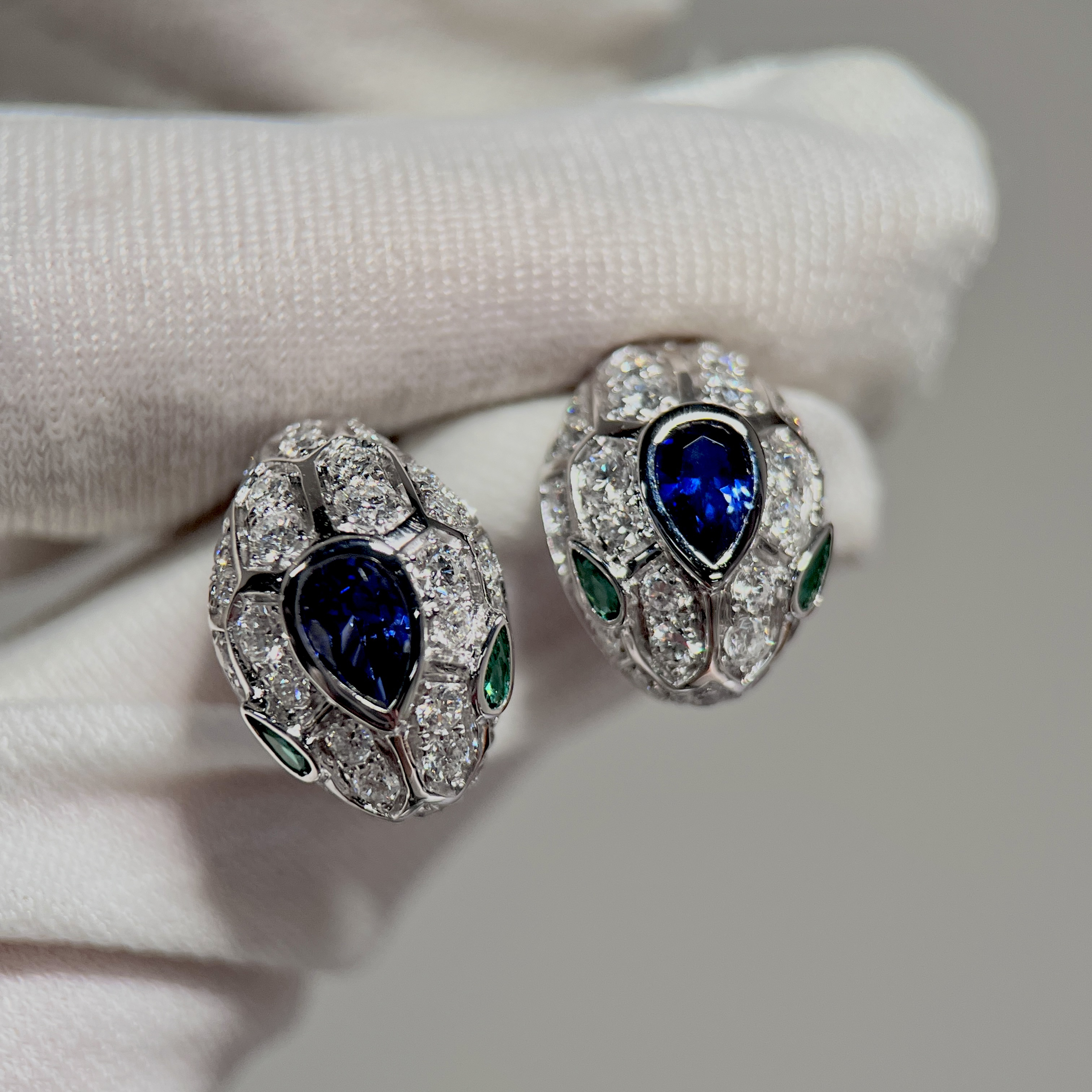 实验室培育钻石18k金镶嵌满钻蛇耳拍