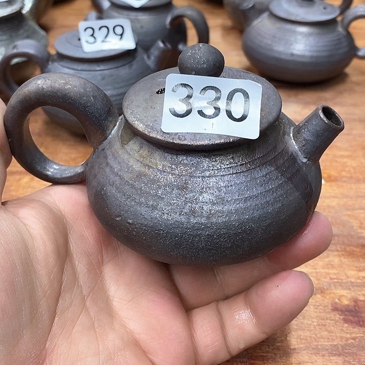 我们的确是一个人的