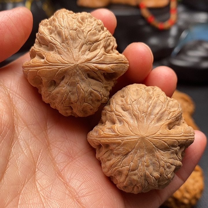 文玩核桃吊坠网红铁锤妹妹