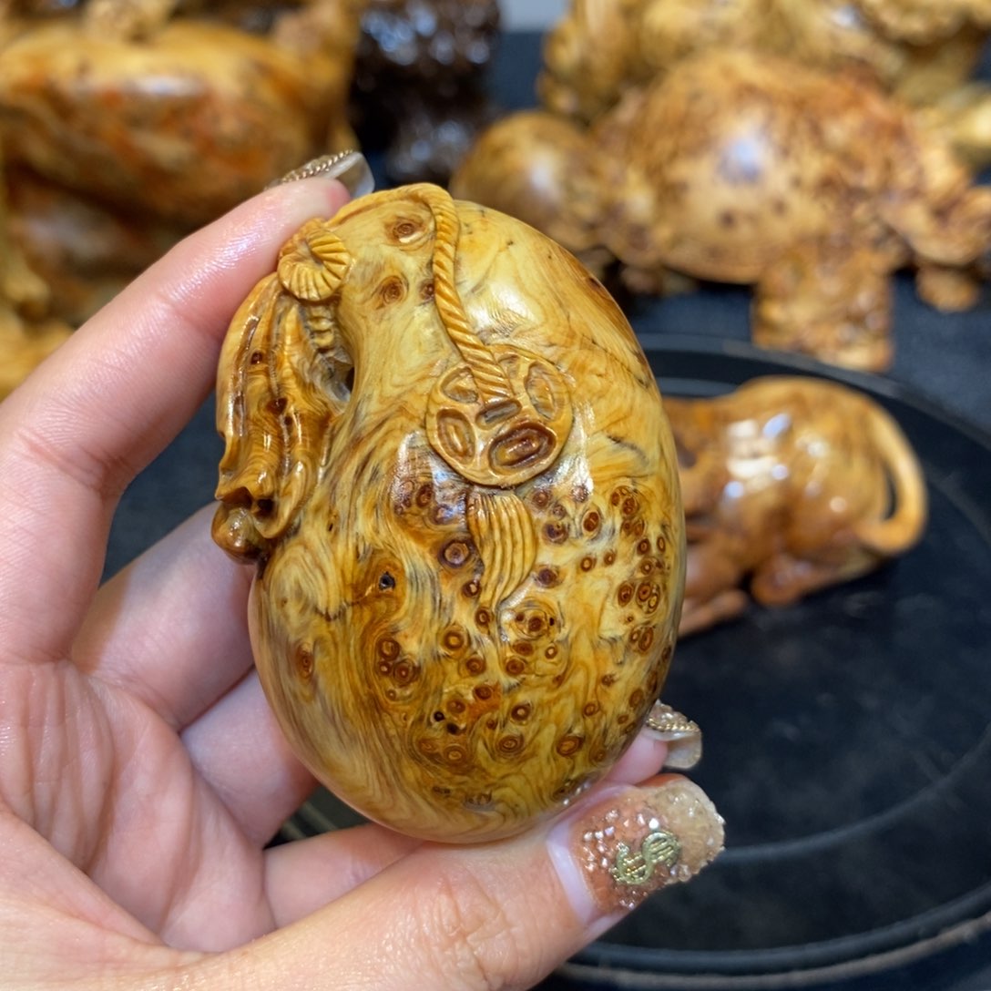 柏木（崖柏）陈化玉化瘤疤钱袋