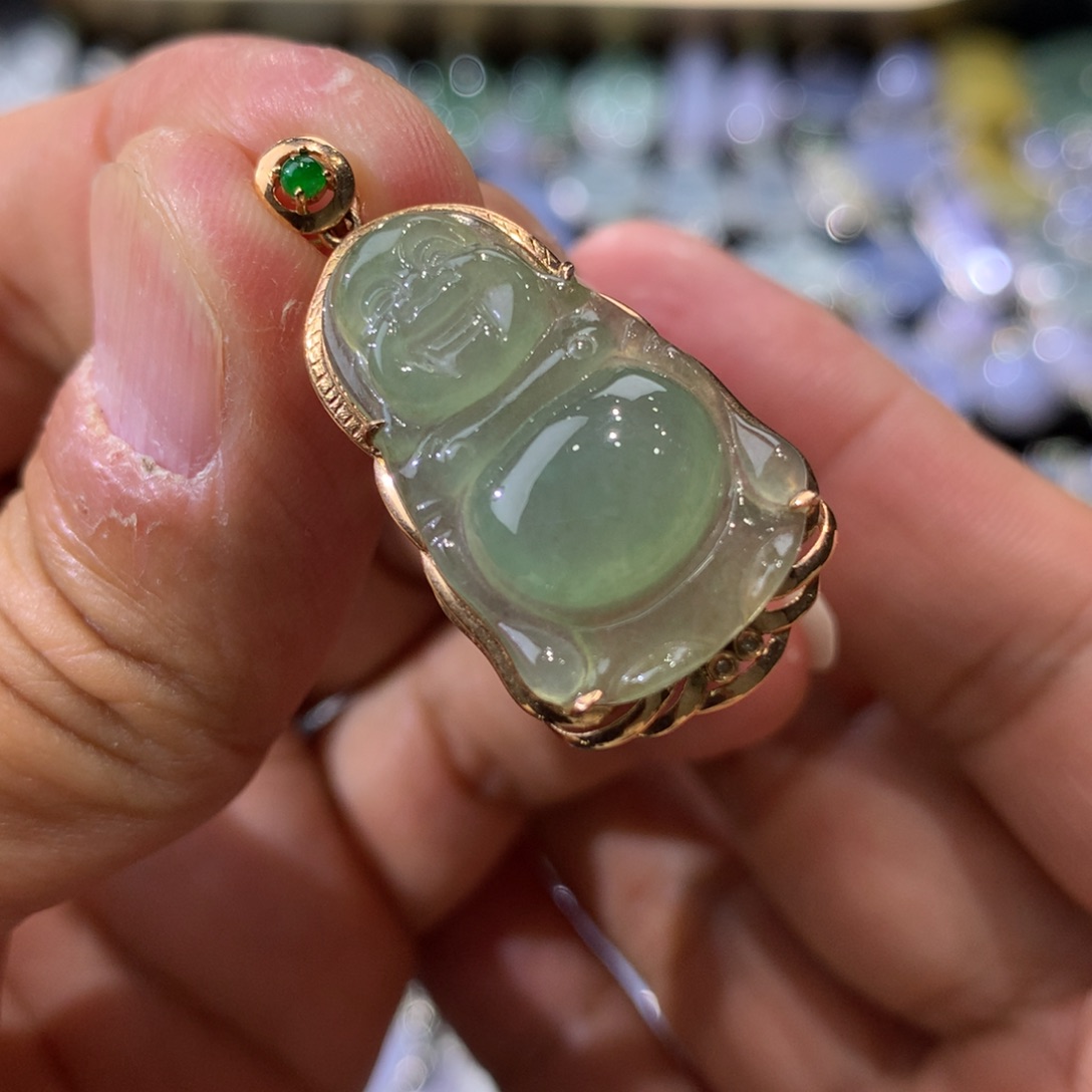 翡翠吊坠(不含链)18K金镶嵌