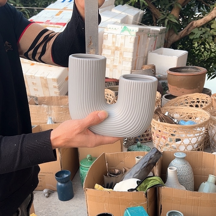 瓶高度17厘米口径7厘米微瑕捡漏