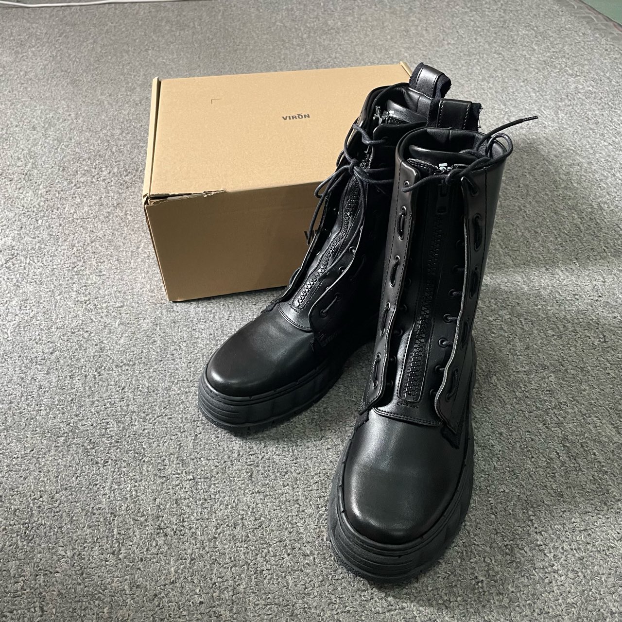 未使用 maje pm VIRON 黑色拉链马丁靴 