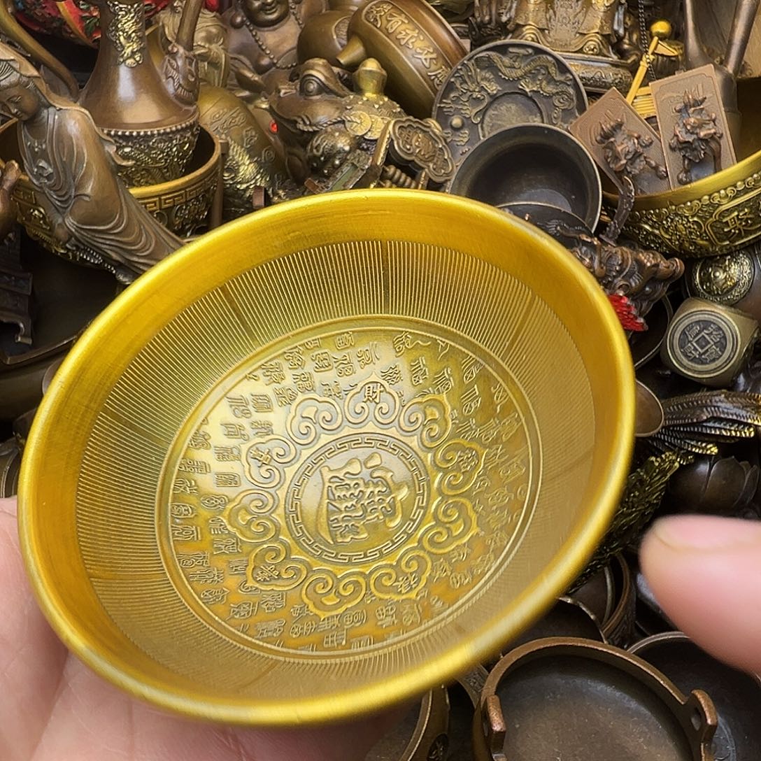 精品铜器，精美文玩