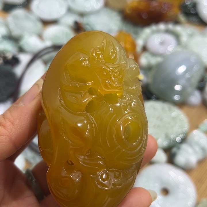 玉髓未镶嵌手饰手把件