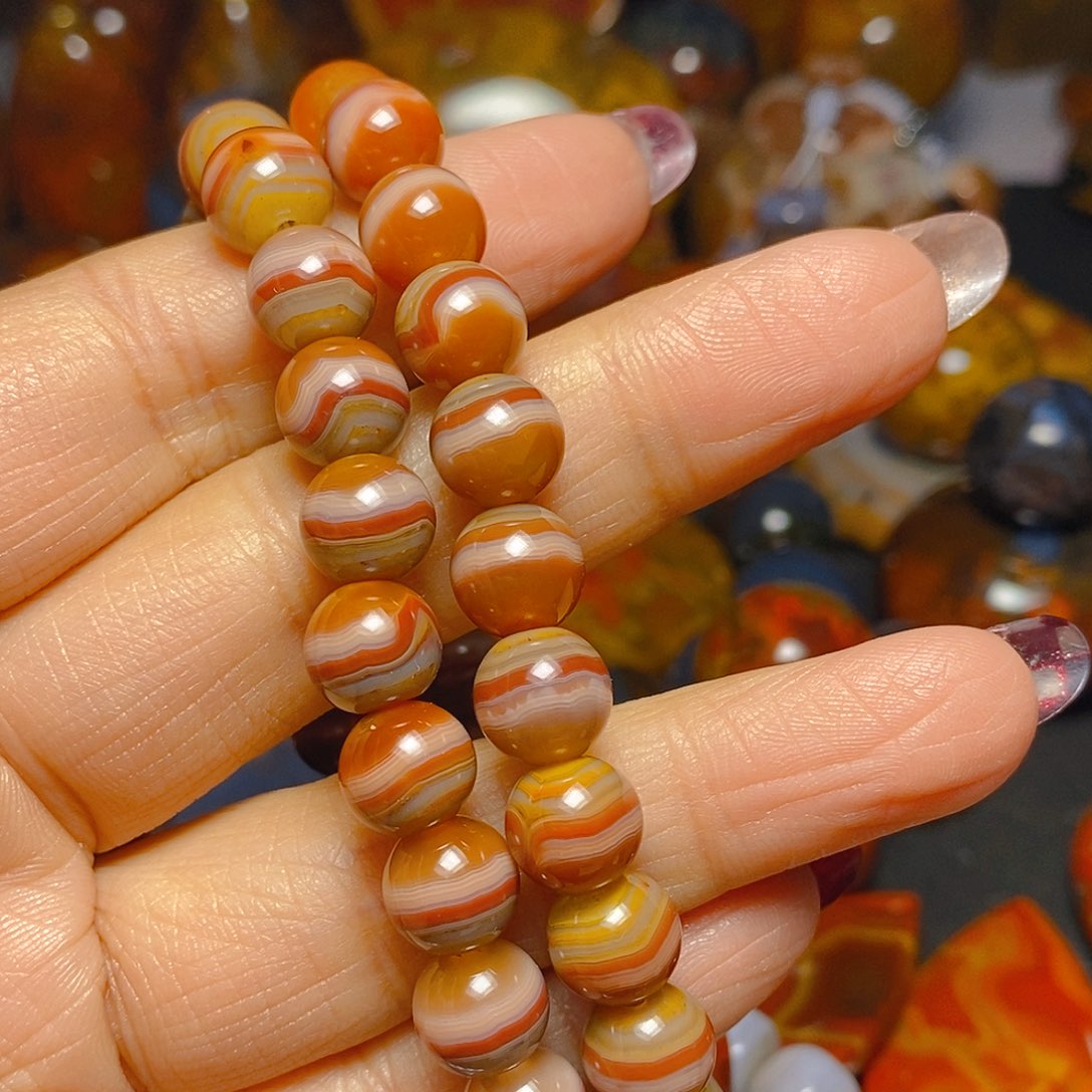 自***风玛瑙/玉髓未镶嵌颈饰