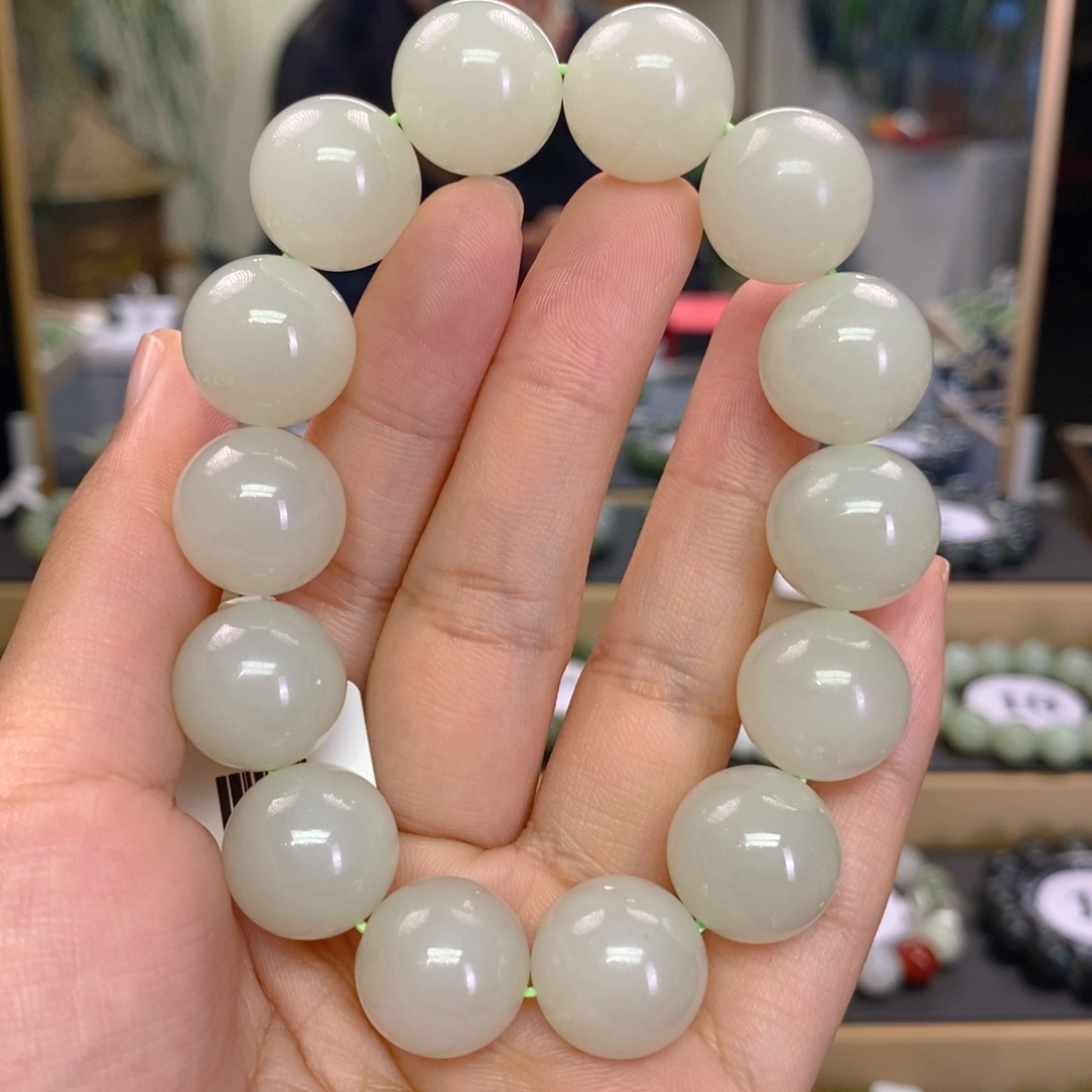 未镶嵌手串和田玉