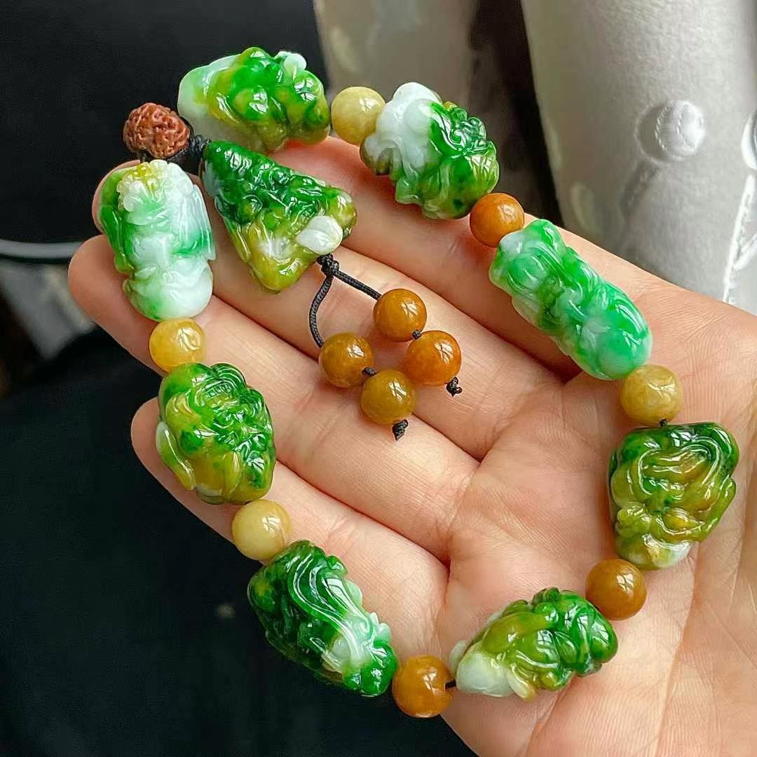 黄加绿十八罗汉翡翠手串