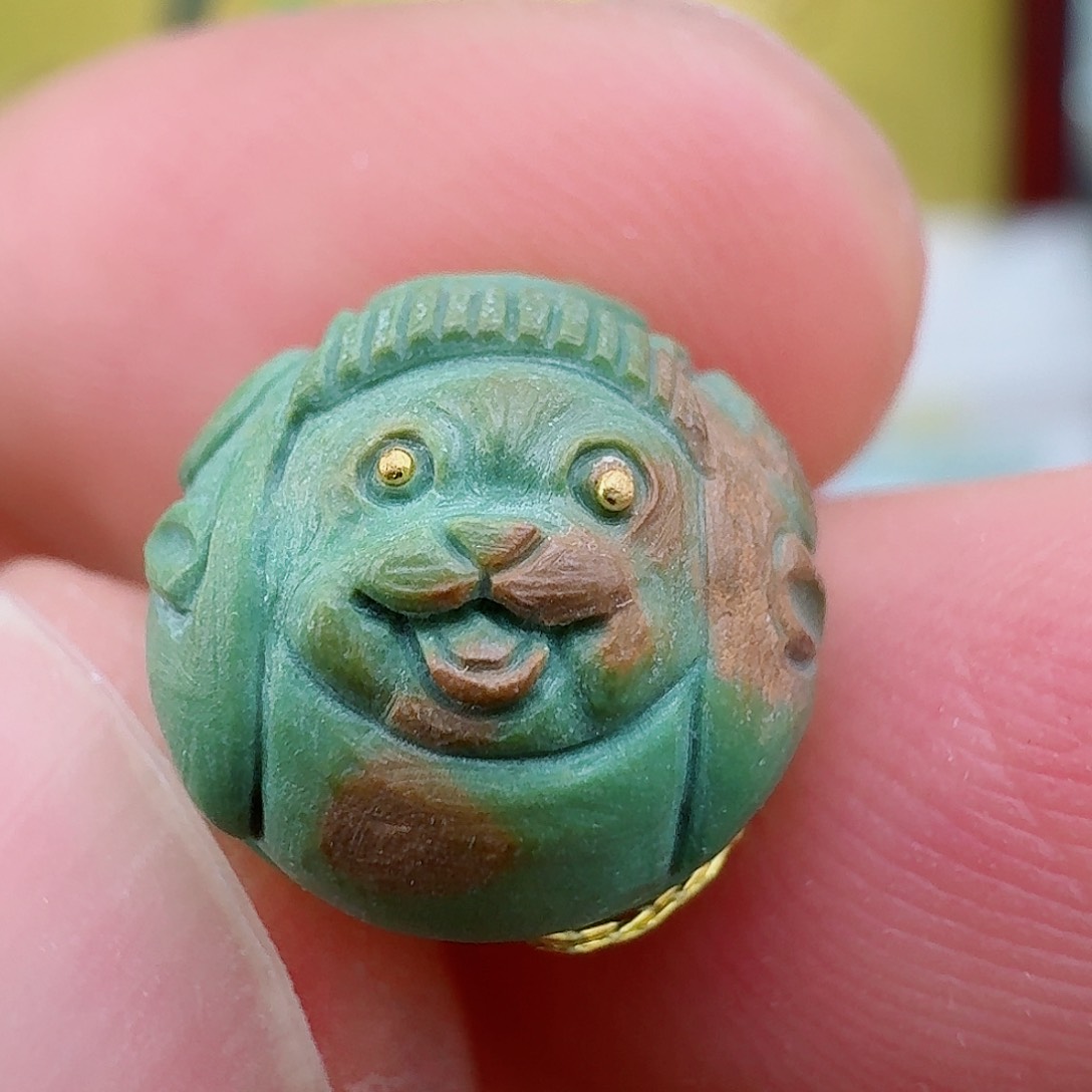 南红玛瑙配饰未镶嵌