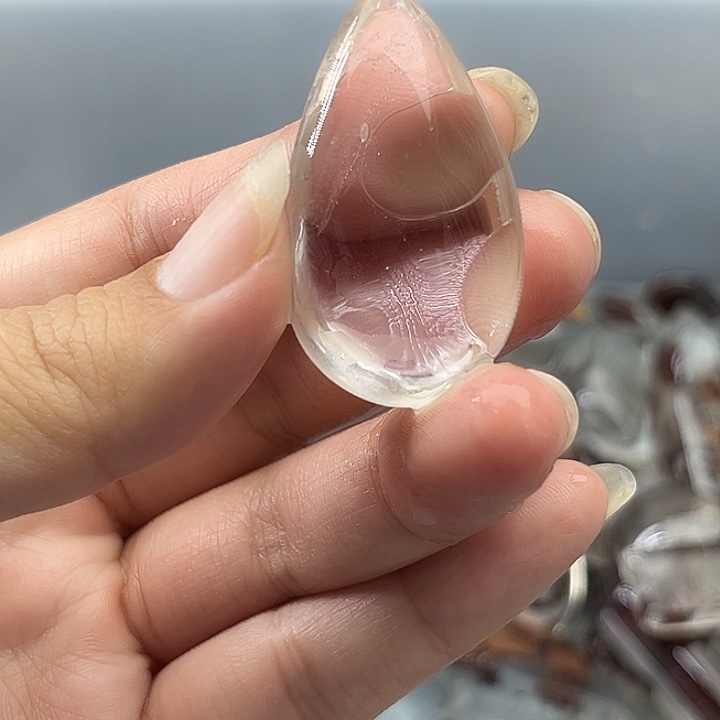 吊坠(赠链)未镶嵌水晶