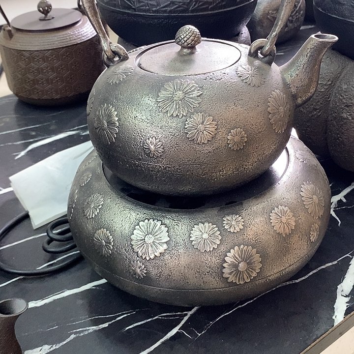 1向日葵砂铁电陶炉+砂铁壶1200毫升一套