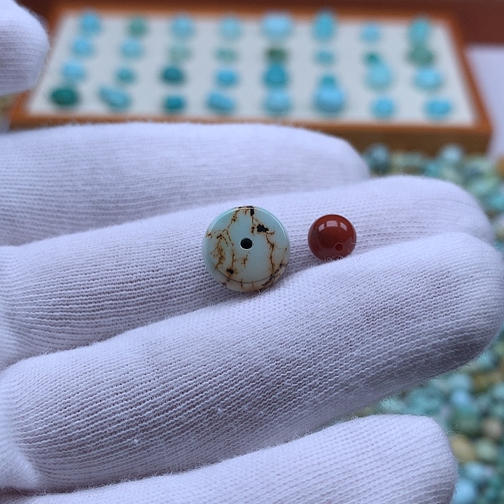 南红玛瑙未镶嵌珠宝奇石